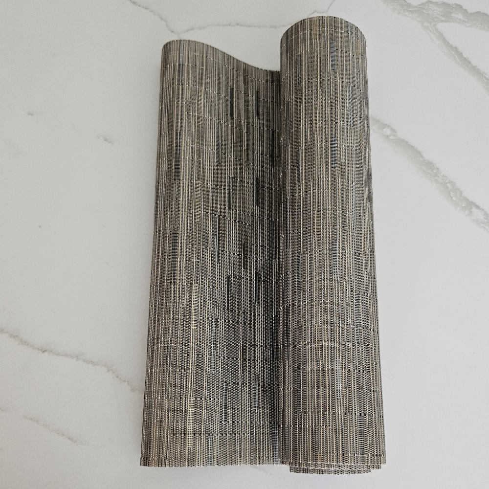 Table Runner/Linen NWOT - Picture 2 of 2